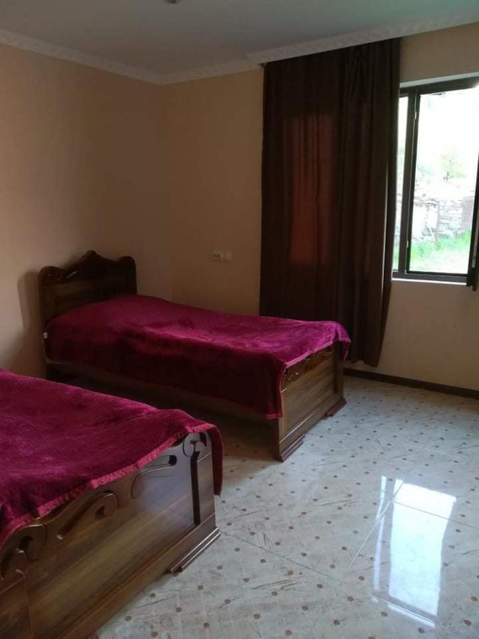 Valodia Guest House In Μέστια Εξωτερικό φωτογραφία