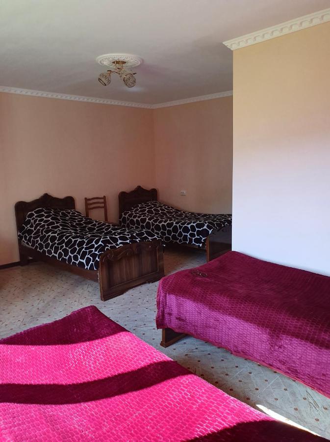 Valodia Guest House In Μέστια Εξωτερικό φωτογραφία