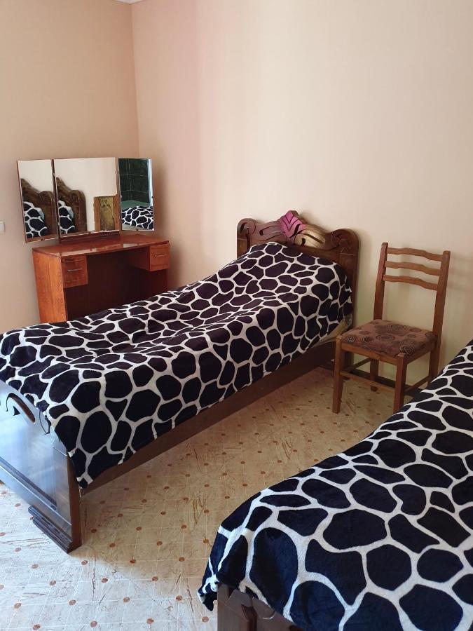 Valodia Guest House In Μέστια Εξωτερικό φωτογραφία